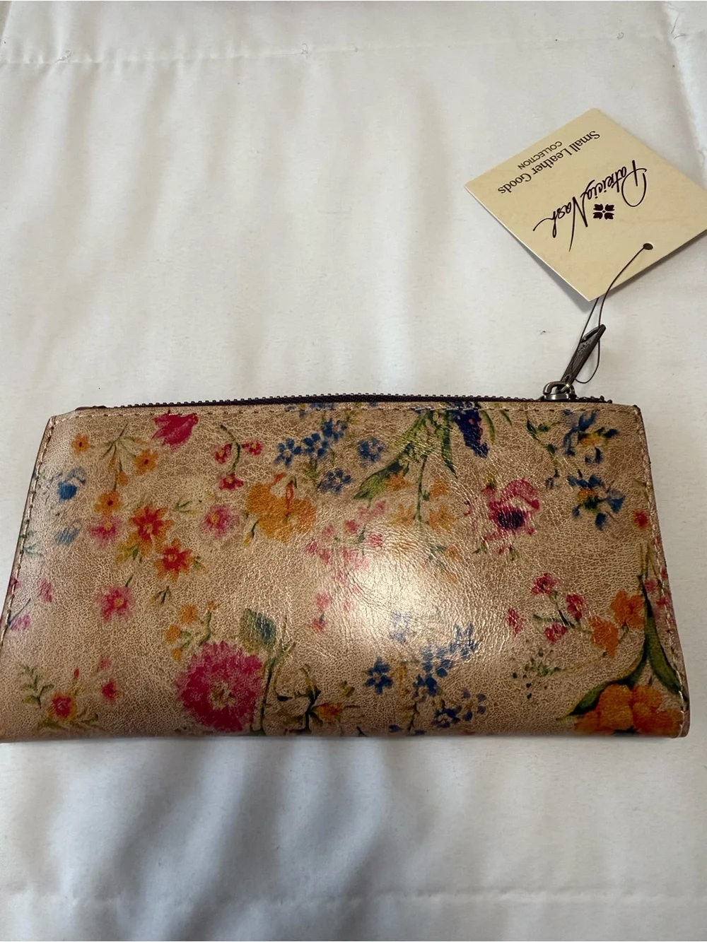 NWT- Patricia Nash Nazarie prairi Rose floral leather, RFID wallet
